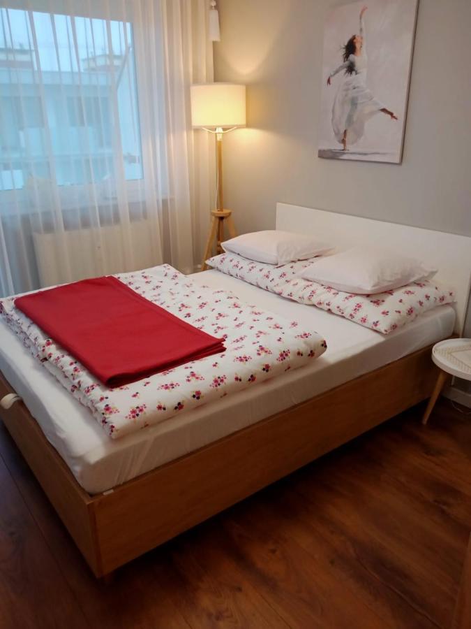Apartament Jarzebina Kołobrzeg Esterno foto