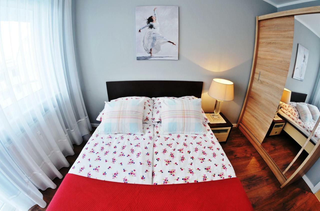Apartament Jarzebina Kołobrzeg Esterno foto